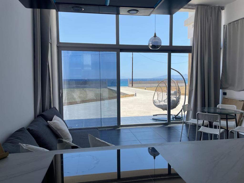 Beach Front Apartments 2-3-4 Elaionas  Dış mekan fotoğraf